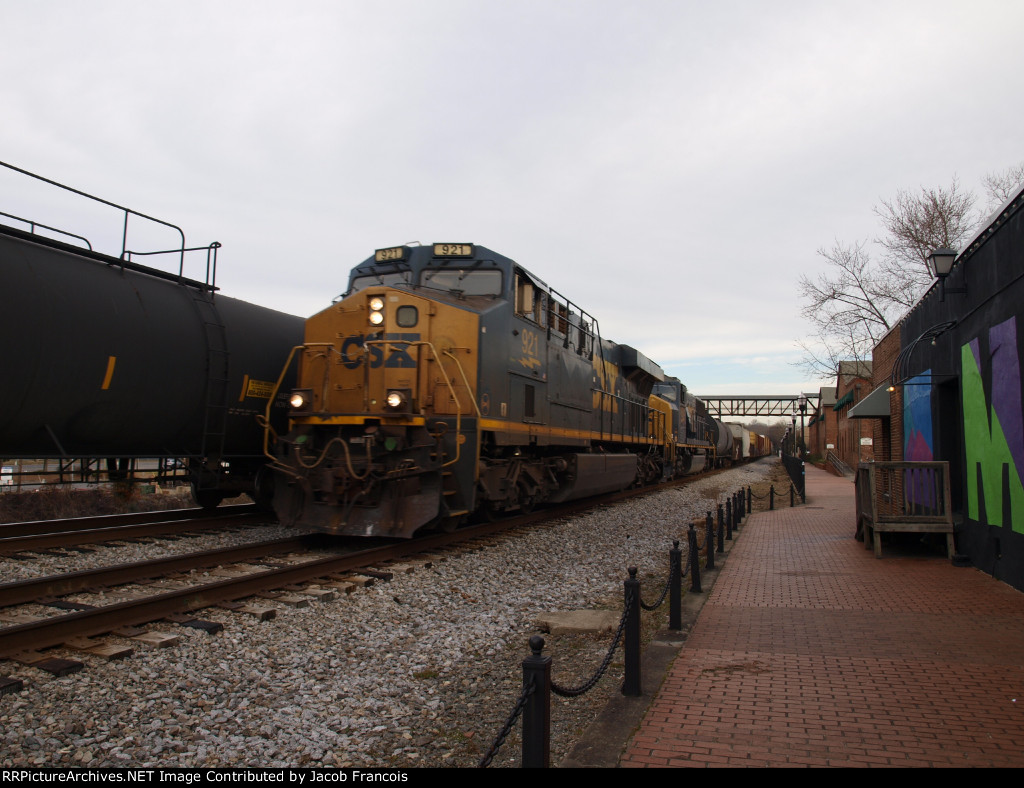 CSX 921